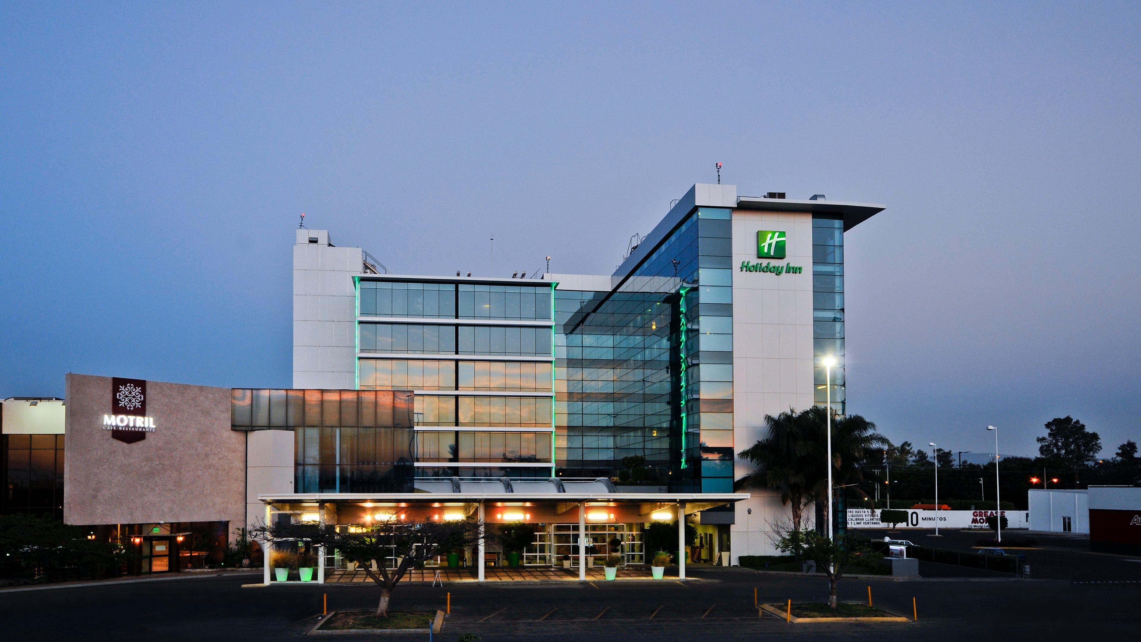 Holiday Inn Irapuato, An Ihg Hotel Exterior photo