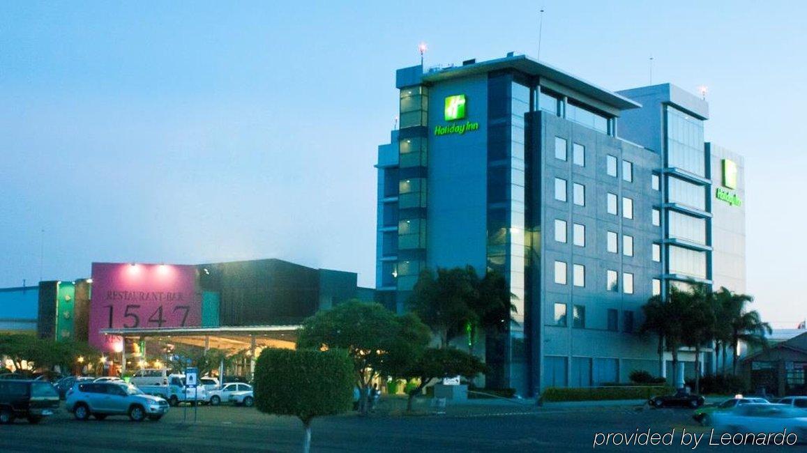 Holiday Inn Irapuato, An Ihg Hotel Exterior photo